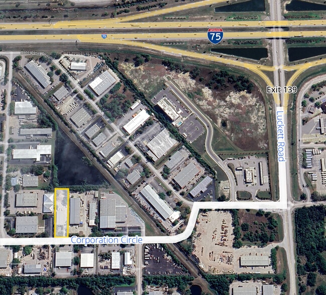 5811 Corporation Cir, Fort Myers, FL for sale - Building Photo - Image 2 of 8