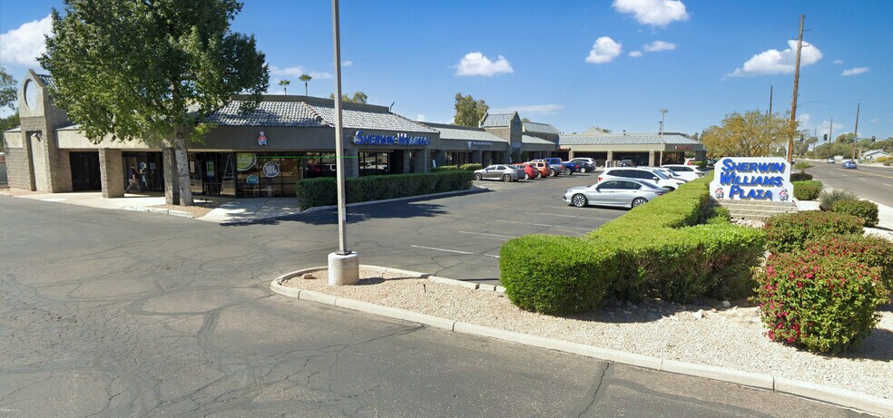 5957 W Northern Ave, Glendale, AZ à louer - Photo du bâtiment - Image 2 de 14