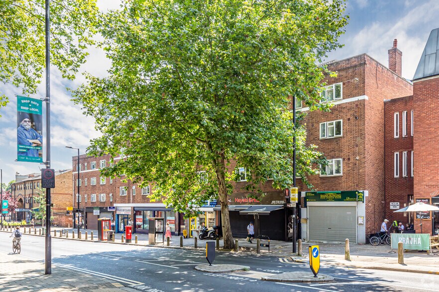 70-86 Clapham Park Rd, Londres à louer - Photo du bâtiment - Image 2 de 19
