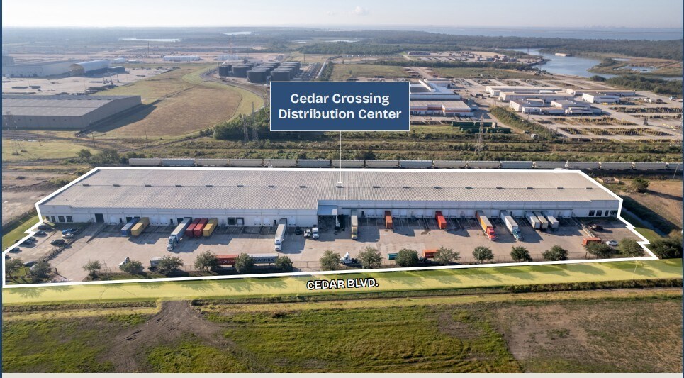 3710 Cedar Blvd, Baytown, TX à louer - Photo du bâtiment - Image 1 de 3