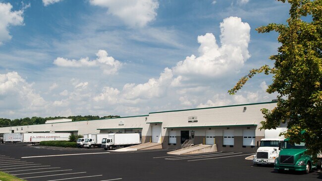 More details for 100-200 Piedmont Ct, Doraville, GA - Industrial for Lease