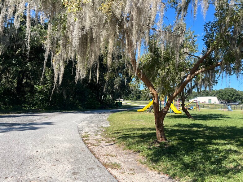 15833 N US Highway 301, Citra, FL à vendre - Photo principale - Image 1 de 19