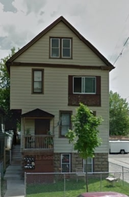 2258 S 17th St, Milwaukee, WI à vendre Photo principale- Image 1 de 2