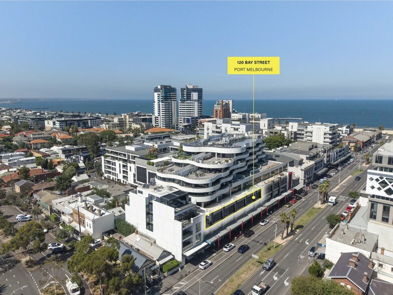 203, 204, & 205 Bay Street portfolio of 3 properties for sale on LoopNet.ca - Building Photo - Image 1 of 17