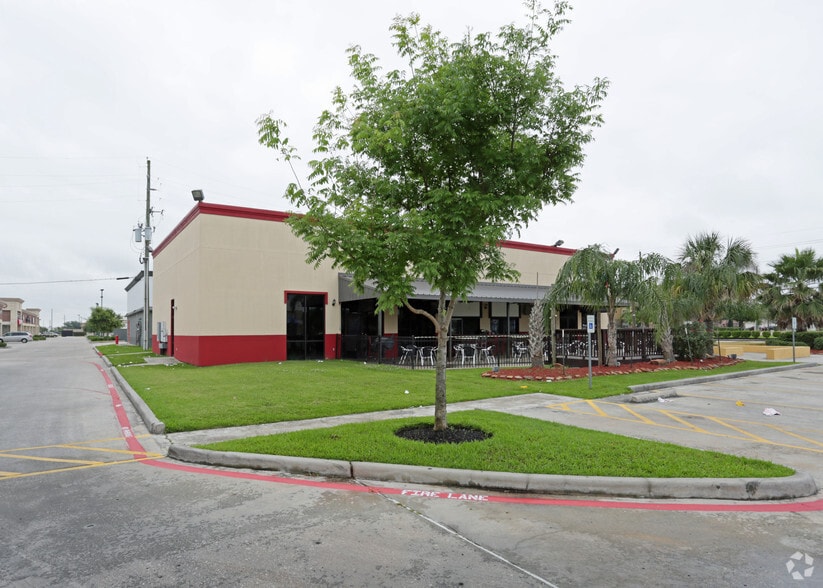9721 W Broadway St, Pearland, TX for sale - Building Photo - Image 2 of 2