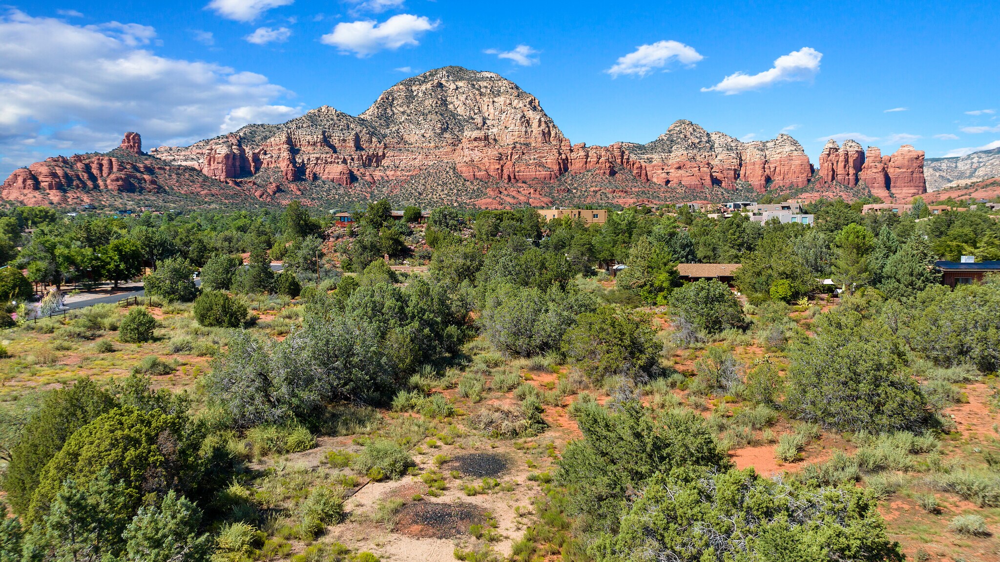 50 Tranquil Ave, Sedona, AZ à vendre Photo du b timent- Image 1 de 28