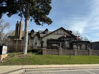 Plus de détails pour 394 W Virginia St, Crystal Lake, IL - Commerce de détail à vendre