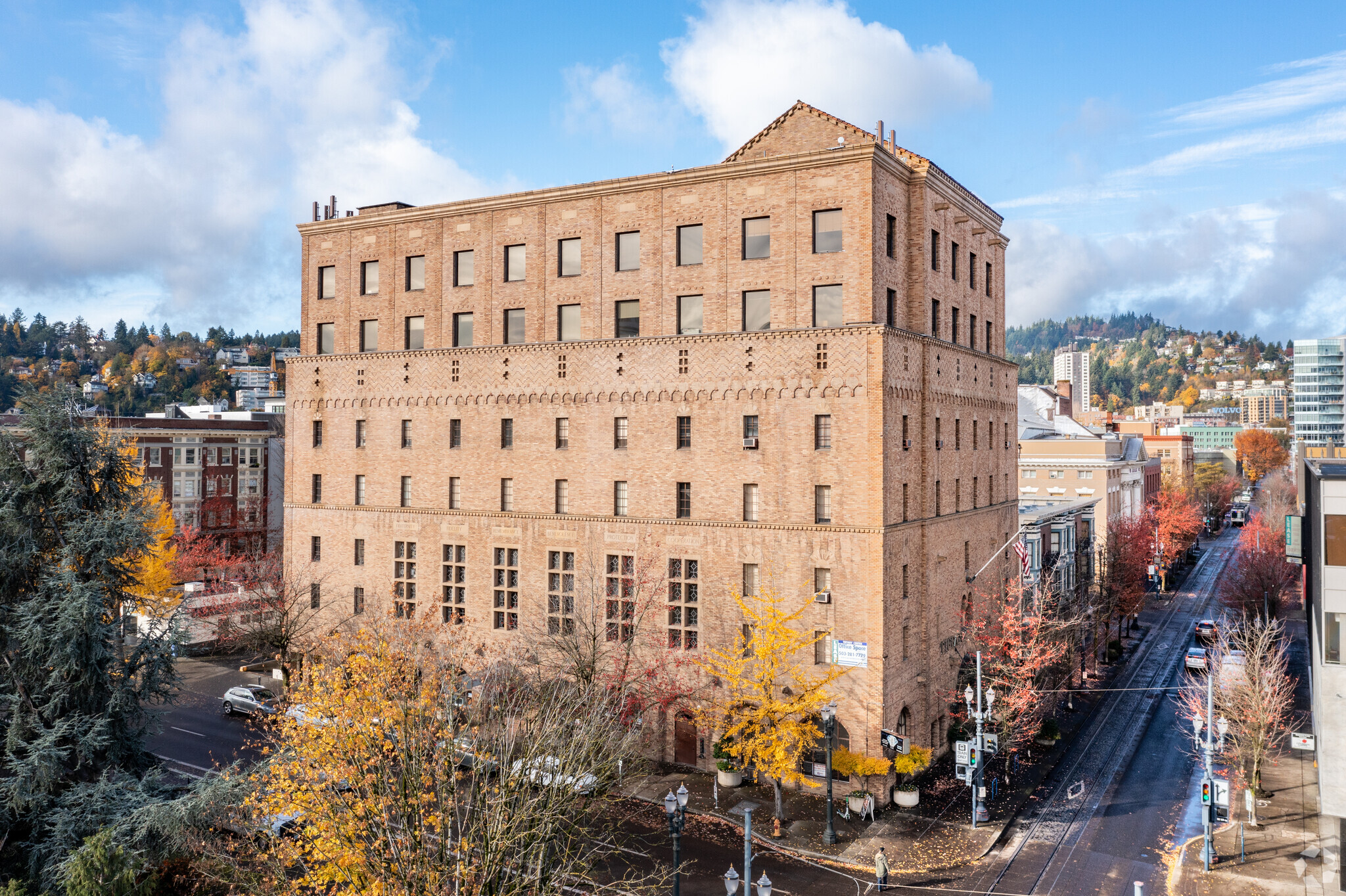 1402-1414 SW Morrison St, Portland, OR for lease Building Photo- Image 1 of 9