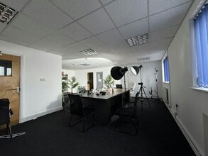 Huntingtower Rd, Sheffield à louer Photo intérieure- Image 2 de 13