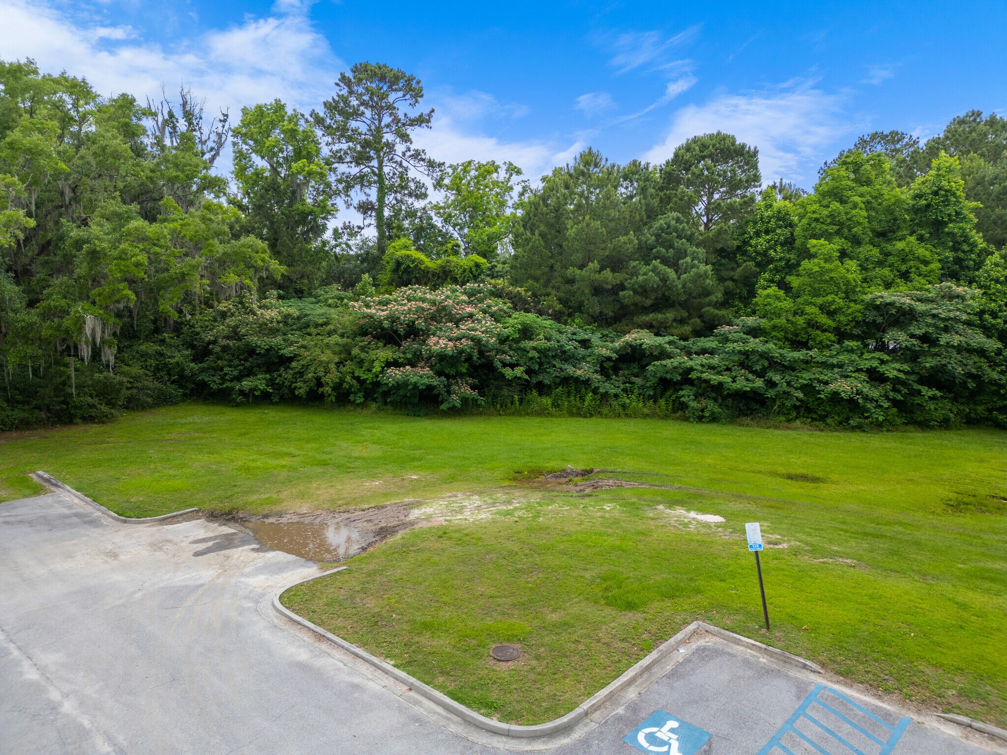 125 Little Neck Rd, Savannah, GA à louer Aérien- Image 1 de 17
