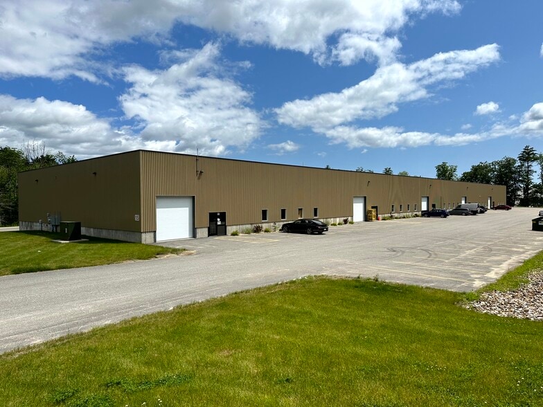 15 Gendron Dr, Lewiston, ME for lease - Building Photo - Image 1 of 6