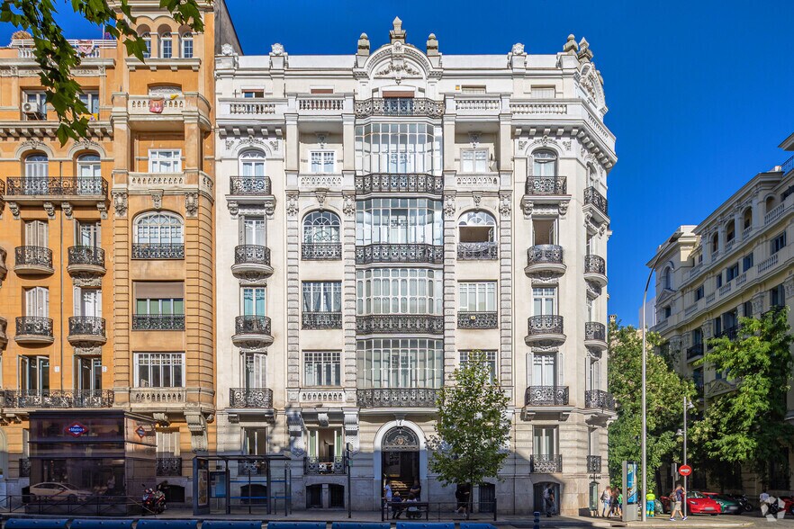 Calle del Príncipe de Vergara, 7, Madrid, Madrid à louer - Photo du bâtiment - Image 2 de 3