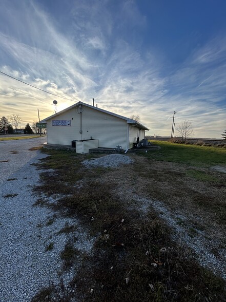 18845 IL-54, De Witt, IL for sale - Building Photo - Image 3 of 7