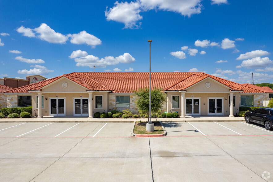 7070 Knights Ct, Missouri City, TX for lease - Building Photo - Image 3 of 11