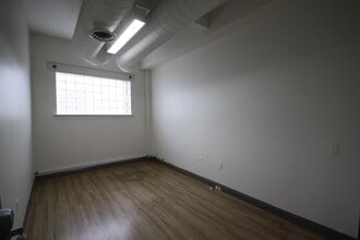 210 7th St SE, Washington, DC for lease Interior Photo- Image 2 of 18