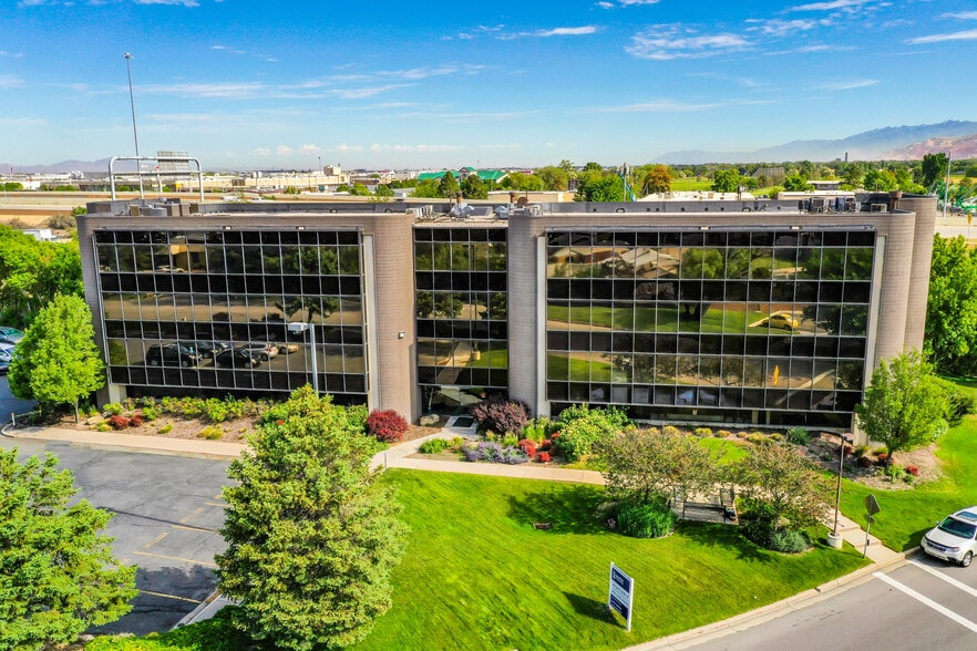 1600 W 2200 S, Salt Lake City, UT for lease - Building Photo - Image 1 of 3