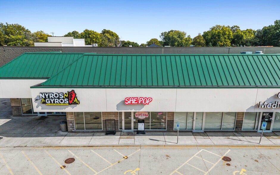 1800 N Knoxville Ave, Peoria, IL à vendre - Photo du bâtiment - Image 2 de 17