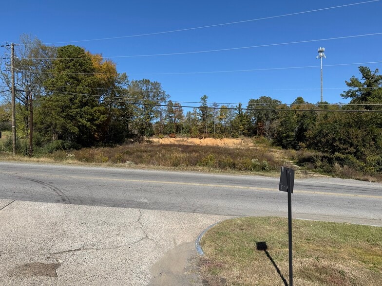 5922 Crystal Hill Rd, North Little Rock, AR for sale - Building Photo - Image 3 of 9