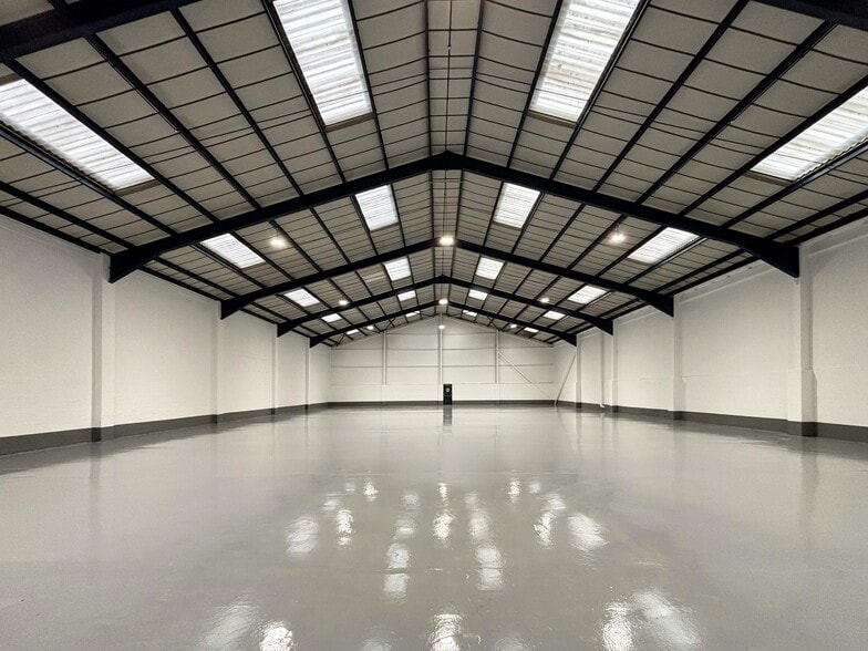 Atherstone St, Tamworth for lease - Building Photo - Image 2 of 5