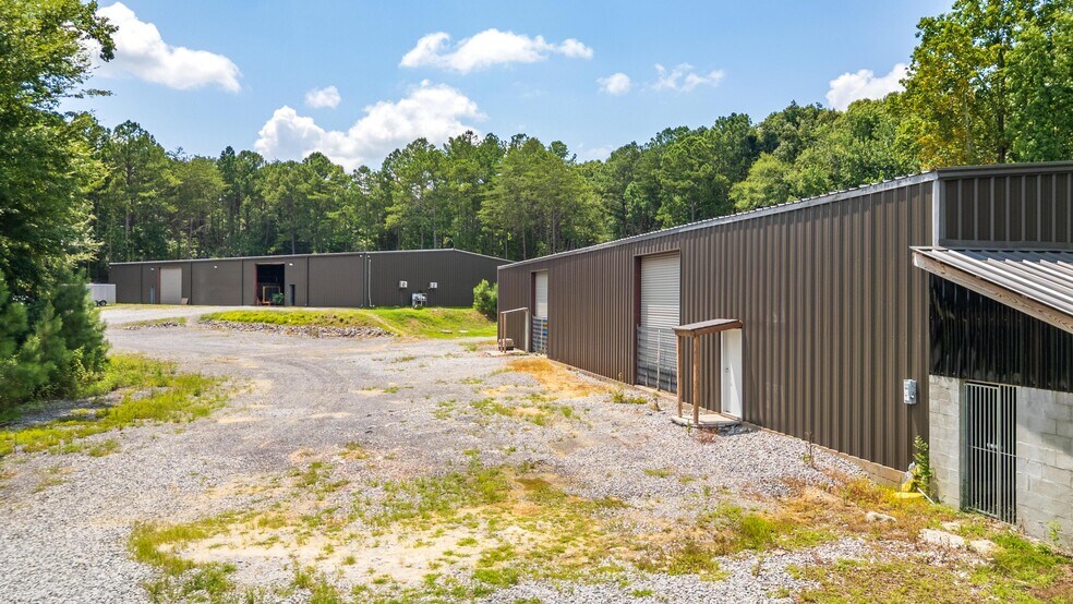 229 Davis Rd SE, Old Fort, TN à vendre - Photo du bâtiment - Image 3 de 34