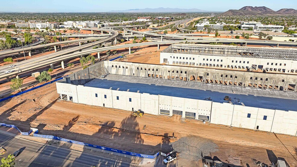 2402 Beardsley Rd, Phoenix, AZ à louer - Photo du bâtiment - Image 2 de 4
