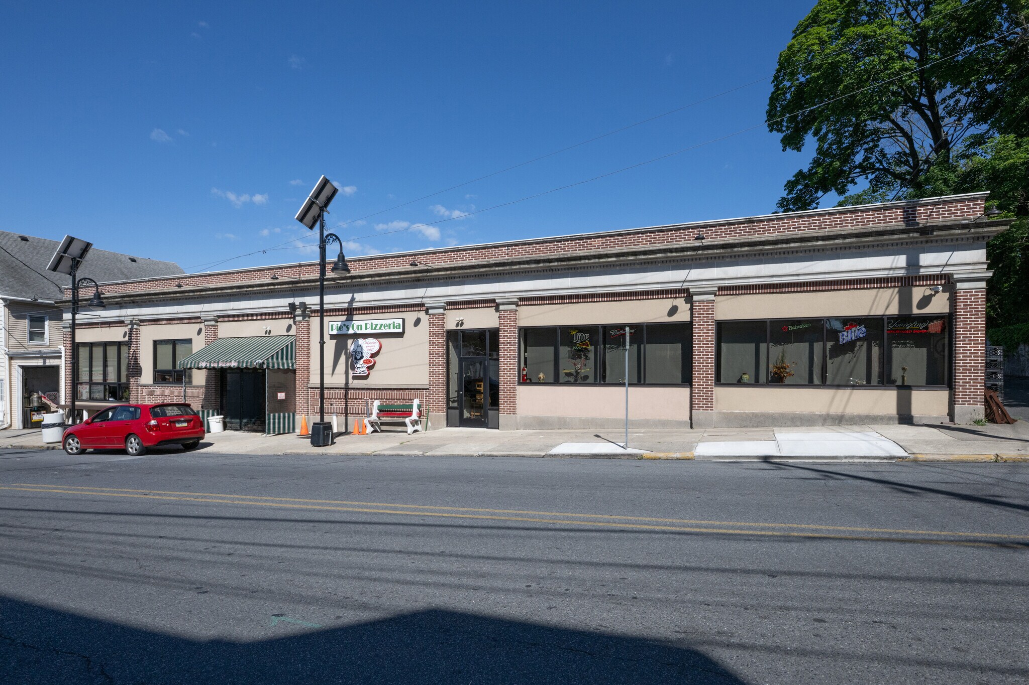 601 Front St, Catasauqua, PA à vendre Photo du bâtiment- Image 1 de 28