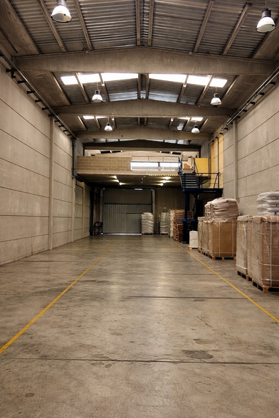 Industrial in Molins de Rei, Barcelona for lease - Building Photo - Image 1 of 1