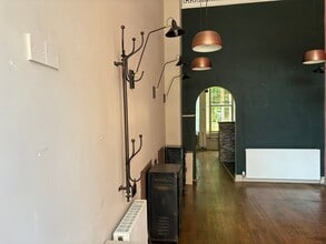 23 Bruntsfield Pl, Edinburgh for lease Interior Photo- Image 2 of 21