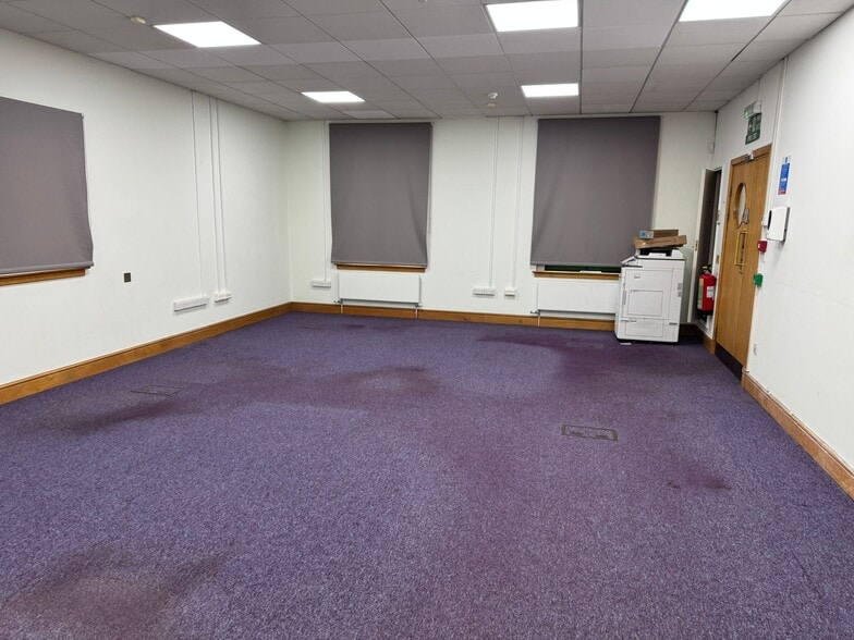 26A Southend Rd, Woodford Green for lease - Building Photo - Image 1 of 2