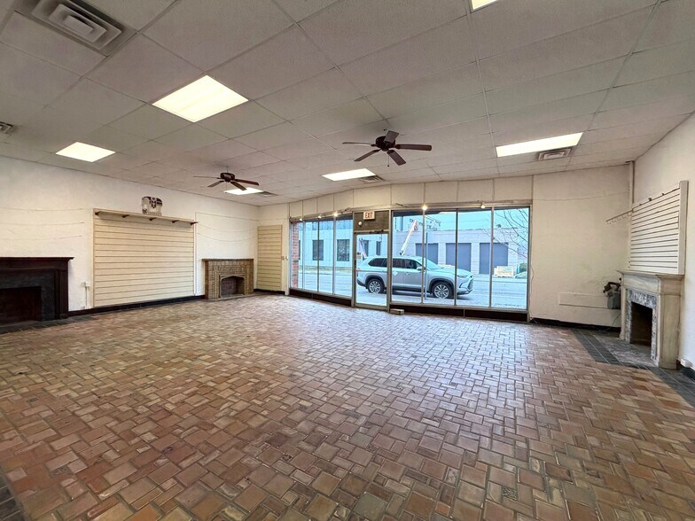 814 Cleveland Ave NW, Canton, OH à louer - Photo du bâtiment - Image 2 de 27
