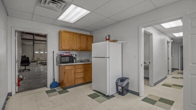 2275 Logos Ct, Grand Junction, CO for sale Interior Photo- Image 2 of 6