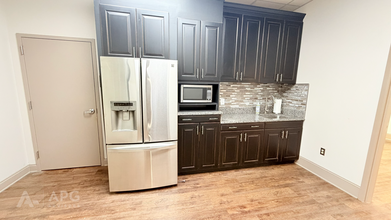 3227 Spottswood St, Raleigh, NC à louer Photo intérieure- Image 2 de 10