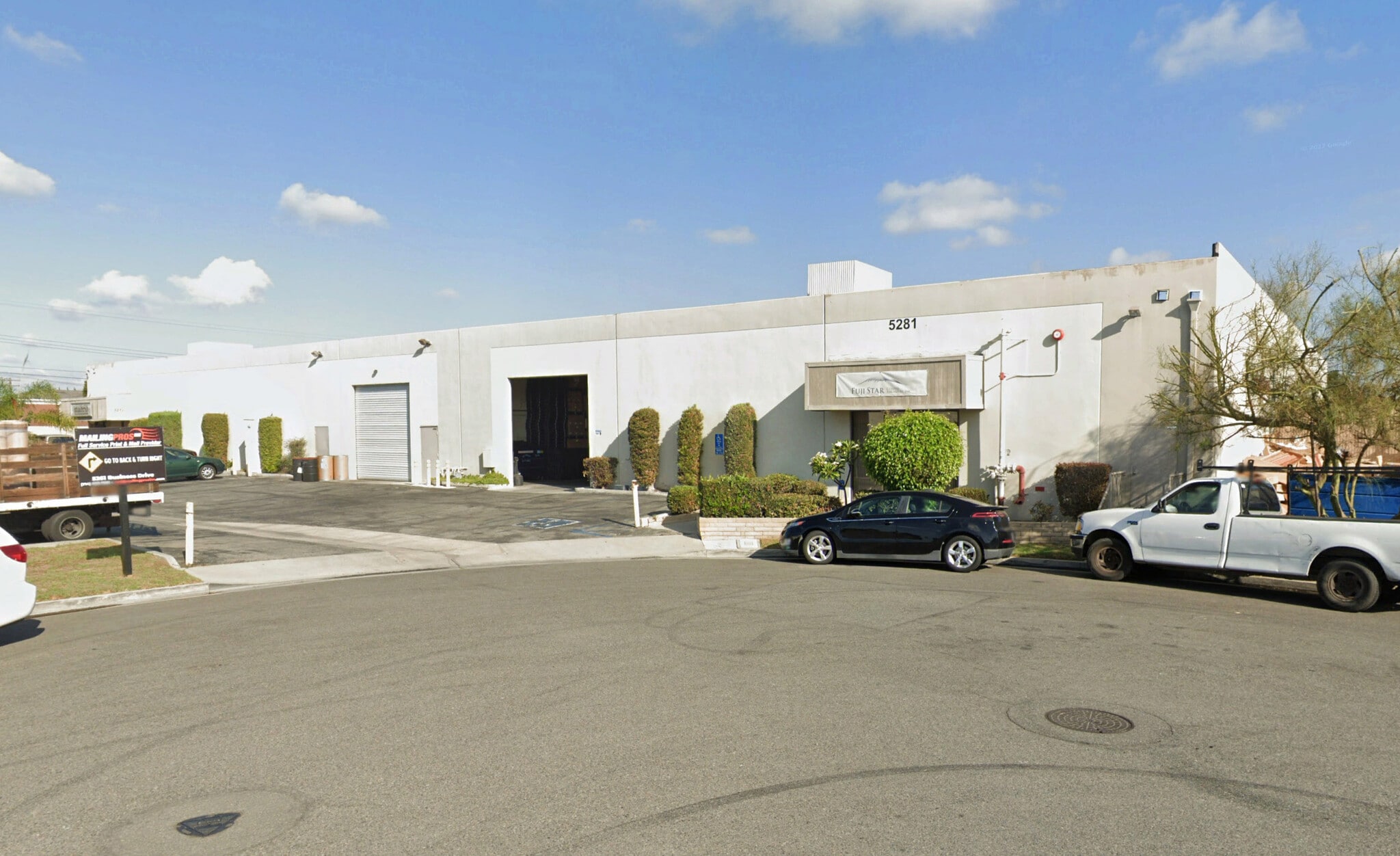 5261-5281 Business Dr, Huntington Beach, CA for lease Building Photo- Image 1 of 2