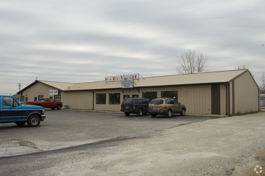 455 E Reed St, Braidwood, IL for lease - Primary Photo - Image 1 of 4