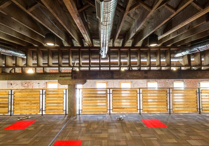 1834 S Charles St, Baltimore, MD à louer - Photo du bâtiment - Image 3 de 10