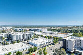 21101-21115 Oxnard St, Woodland Hills, CA - AÉRIEN  Vue de la carte