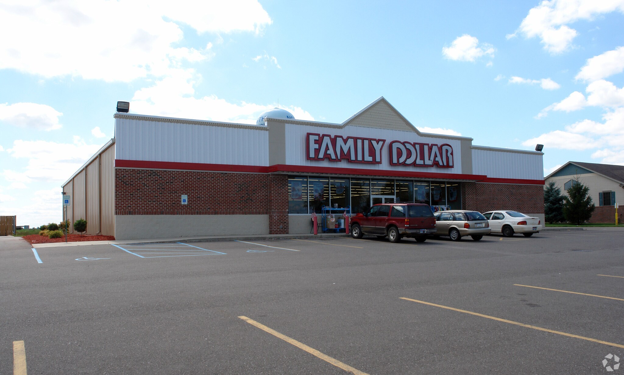 4464 Huron St, North Branch, MI for lease Primary Photo- Image 1 of 26