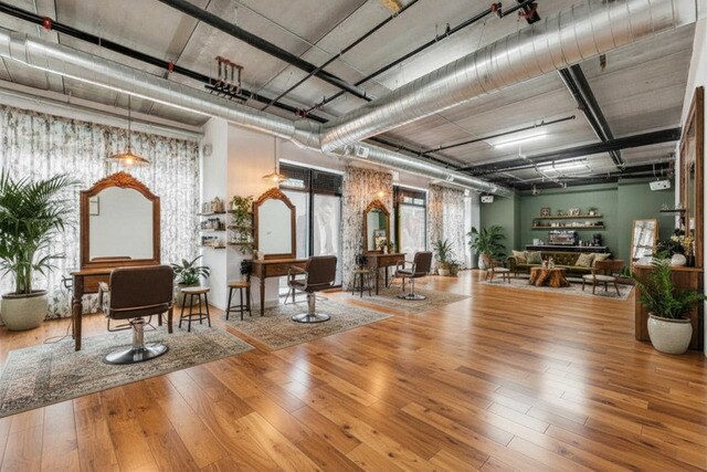 1319 N Western Ave, Chicago, IL à vendre - Photo du bâtiment - Image 3 de 11