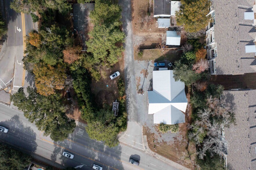 1242 White Flat Rd, Mount Pleasant, SC for sale - Building Photo - Image 2 of 9