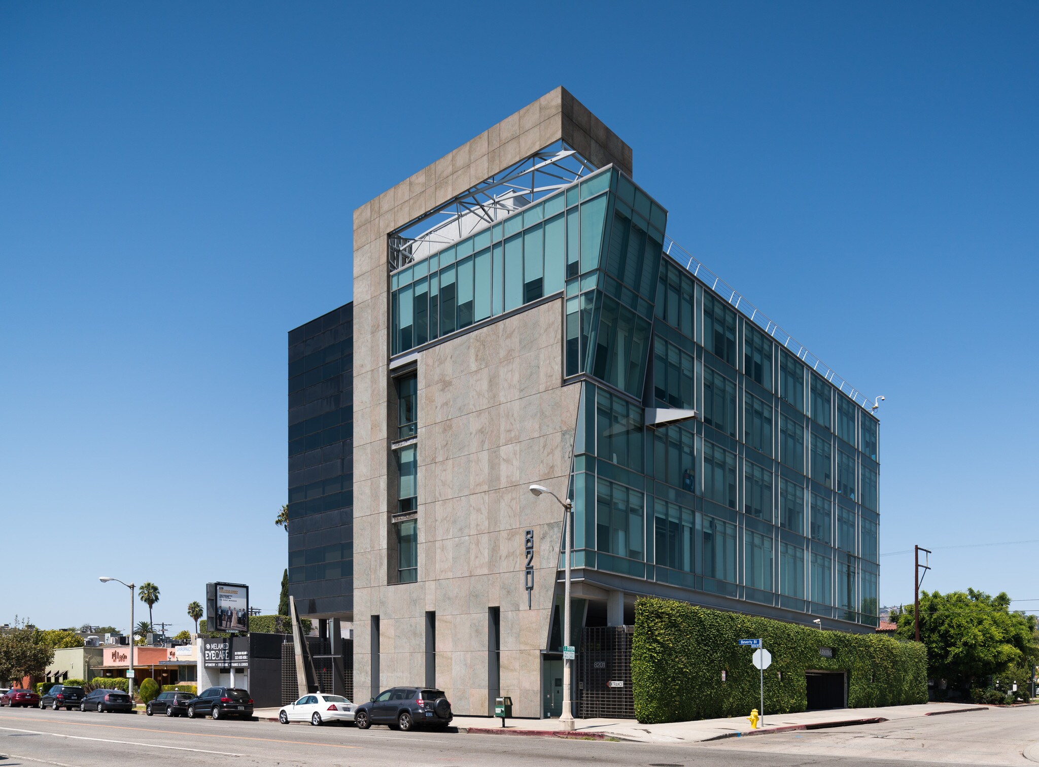 8201 Beverly Blvd, Los Angeles, CA à louer Photo du bâtiment- Image 1 de 10