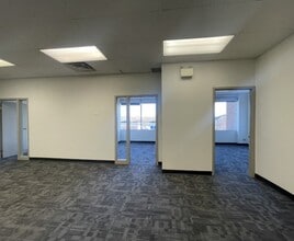 5925 12th St SE, Calgary, AB for lease Interior Photo- Image 2 of 4