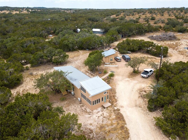 30303 Ranch Road 12, Dripping Springs, TX for lease - Primary Photo - Image 1 of 28