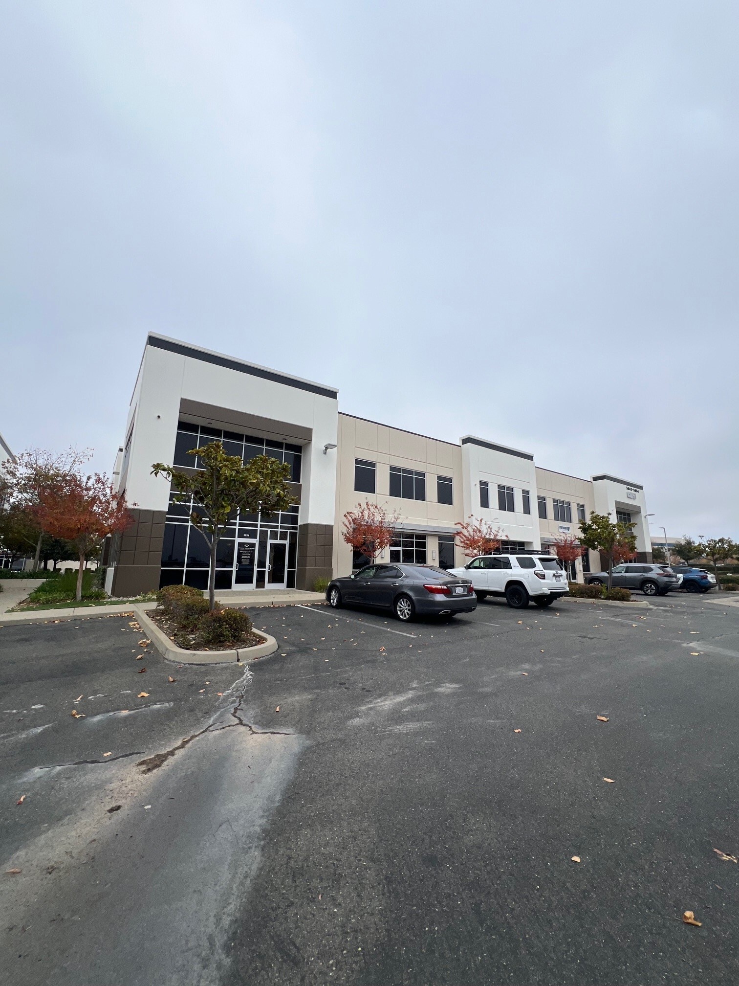 5842-5854 Lonetree Blvd, Rocklin, CA à louer Photo du bâtiment- Image 1 de 22