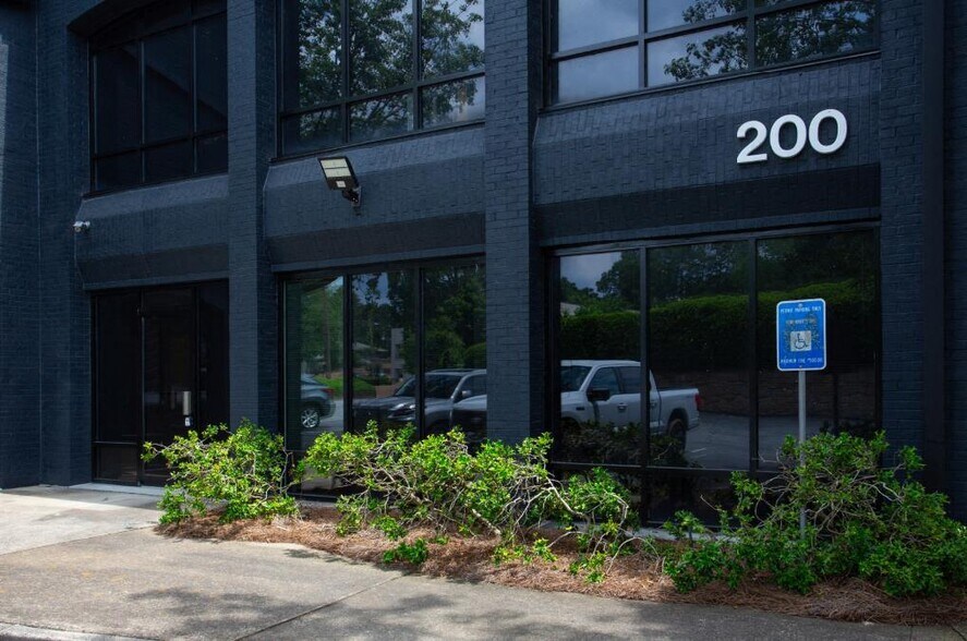 1950 N Park Pl, Atlanta, GA à vendre - Photo du bâtiment - Image 2 de 6