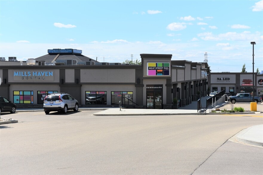 800 Broadmoor Blvd, Sherwood Park, AB for lease - Building Photo - Image 3 of 4