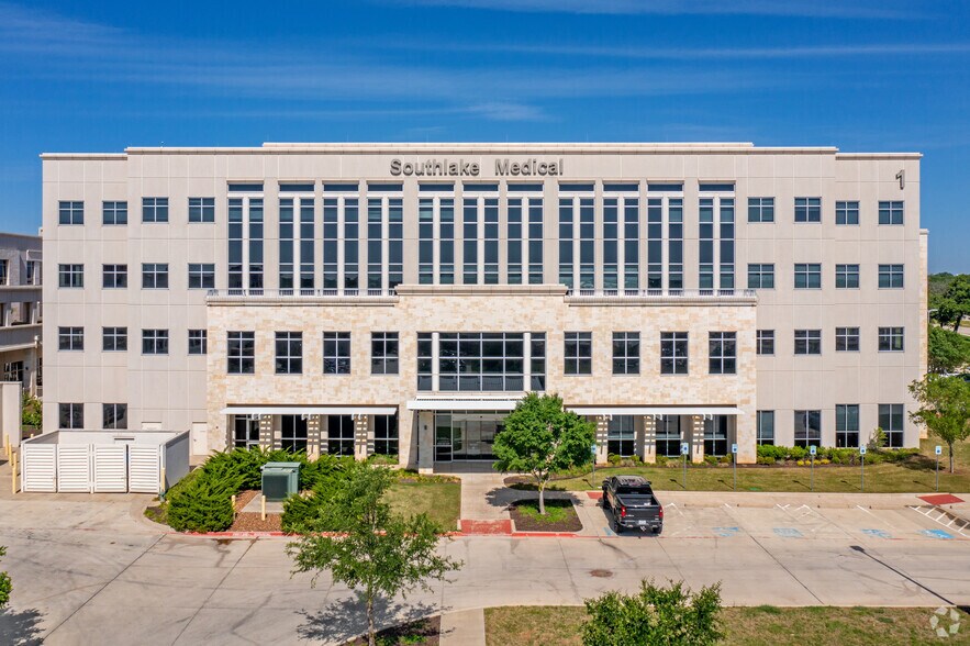 431 E State Highway 114, Southlake, TX à louer - Photo du bâtiment - Image 3 de 17