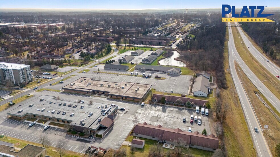 54 Westchester Dr, Youngstown, OH for sale - Building Photo - Image 2 of 7