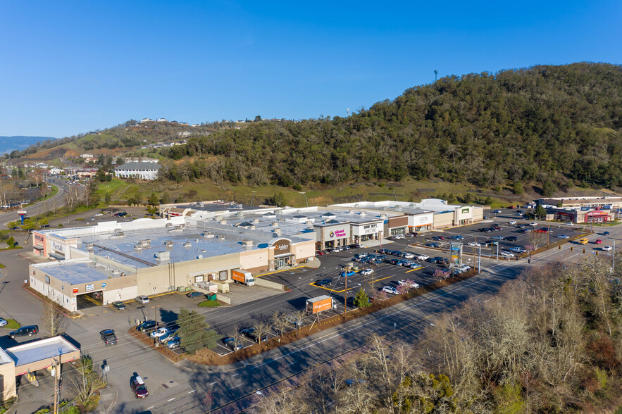 1444 NW Garden Valley Blvd, Roseburg, OR for lease - Aerial - Image 2 of 21