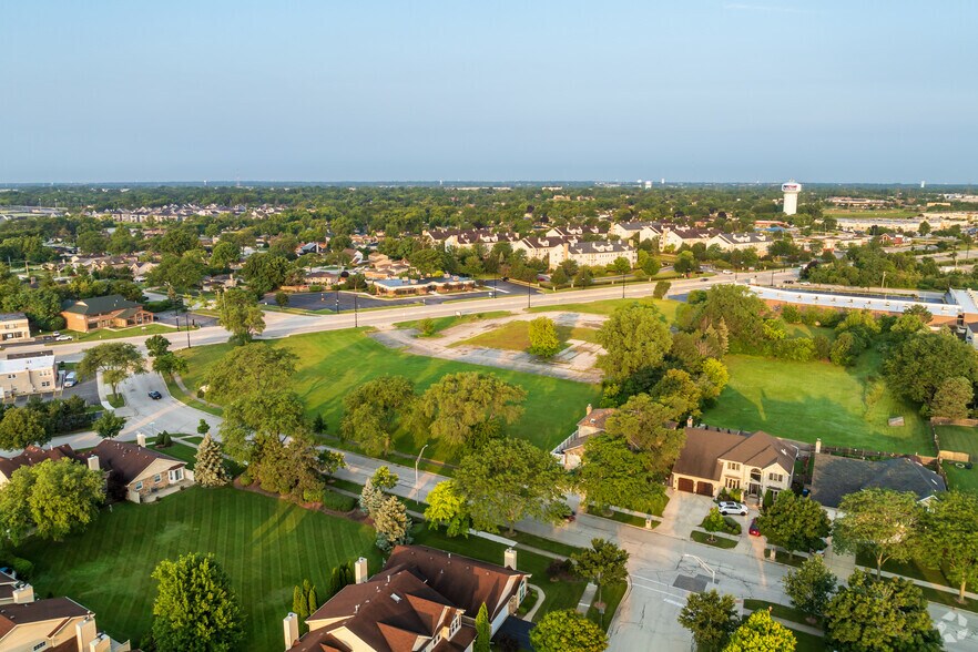 1100 W Lake St, Addison, IL à vendre - Photo du bâtiment - Image 2 de 4