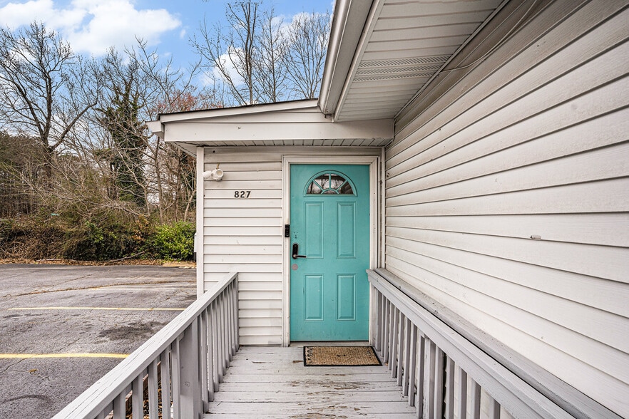 827 Highway 138 SW, Riverdale, GA for sale - Building Photo - Image 3 of 5